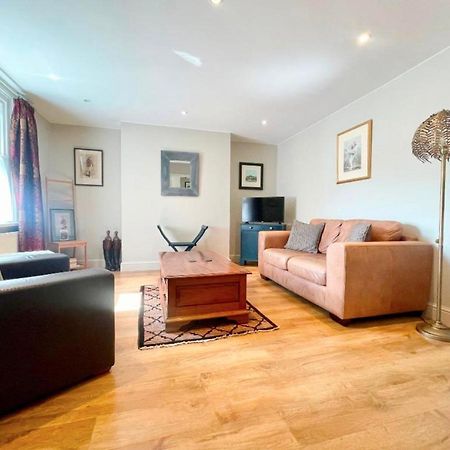 Cheltenham Central Apartment, Parking, Close Bars & Restaurants Exteriör bild