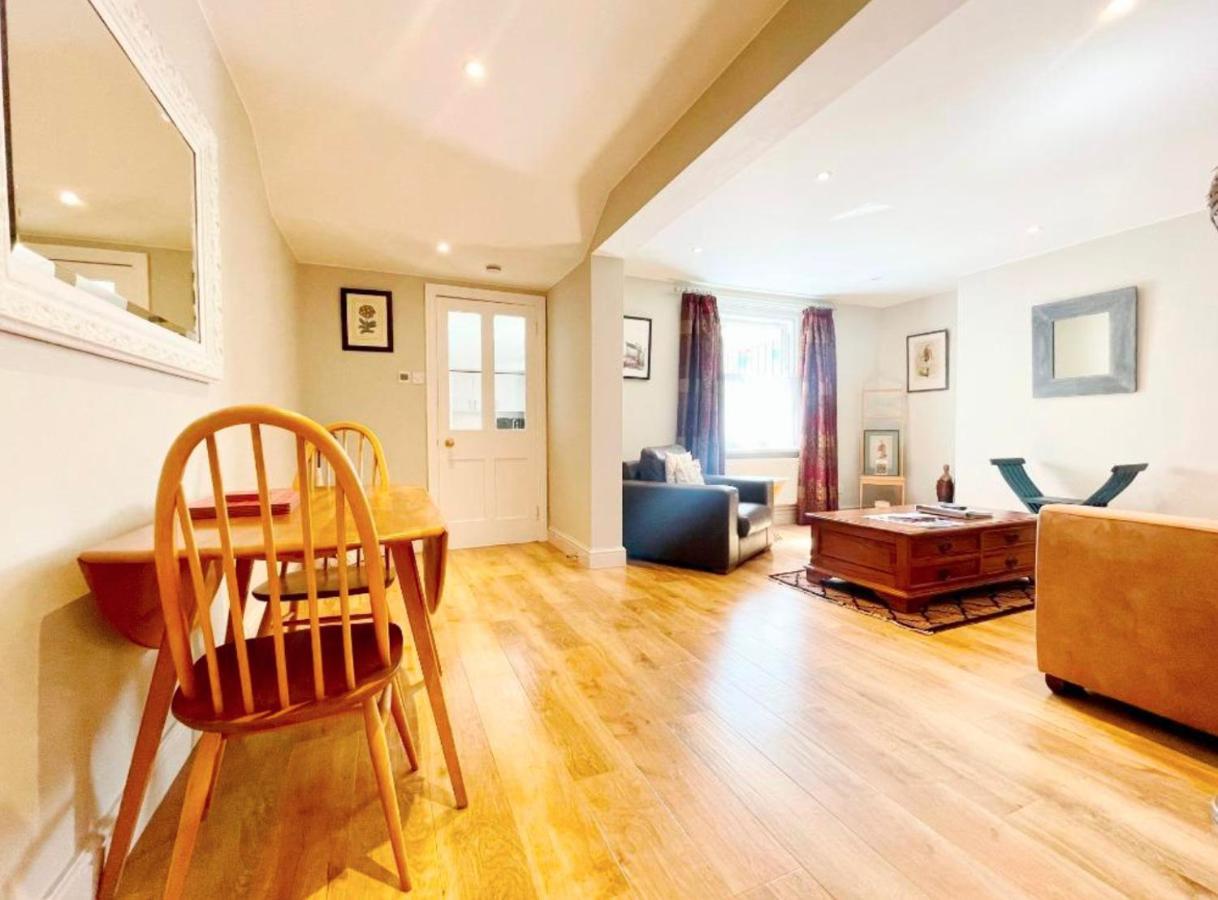 Cheltenham Central Apartment, Parking, Close Bars & Restaurants Exteriör bild